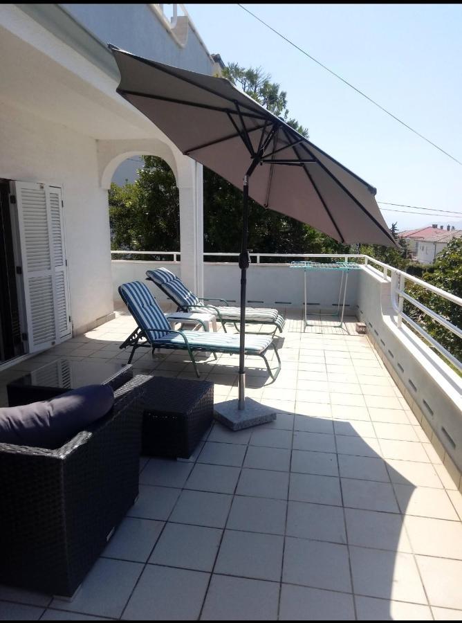 Apartmani Ketryn Crikvenica Esterno foto